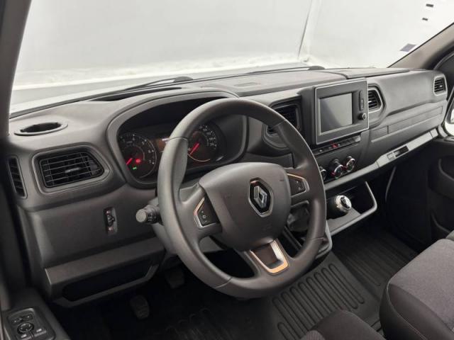 Renault Master image 4