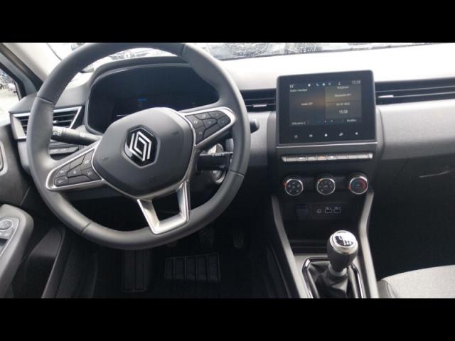 Renault Clio image 2