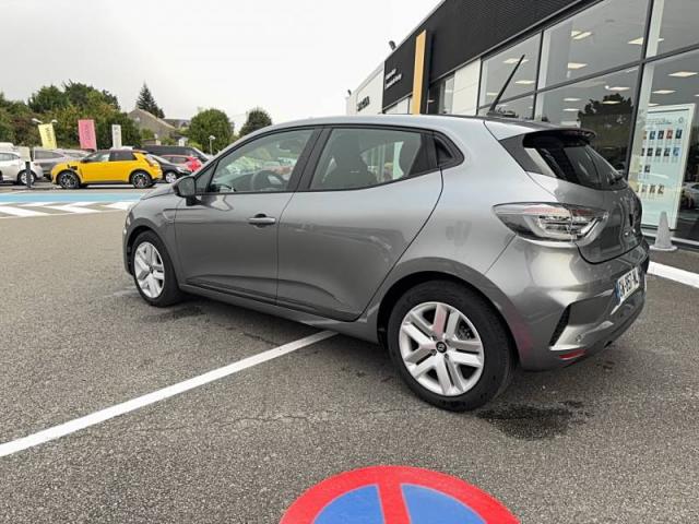 Renault Clio image 9