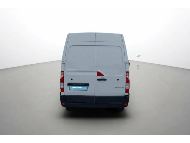 Renault Master image 9