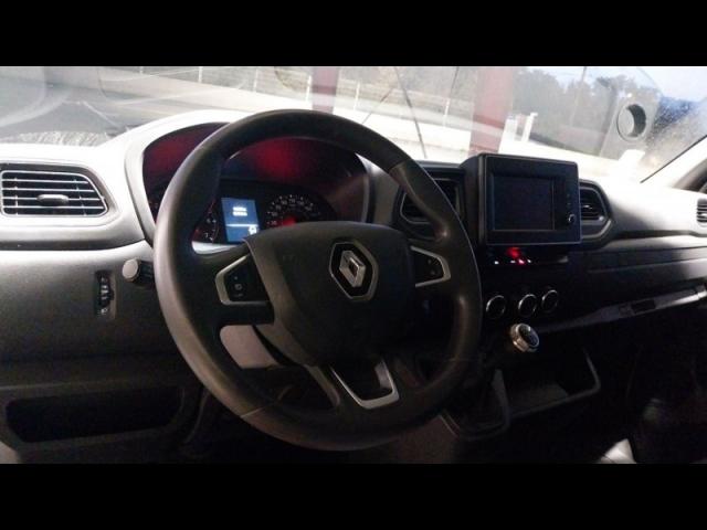 Renault Master image 9