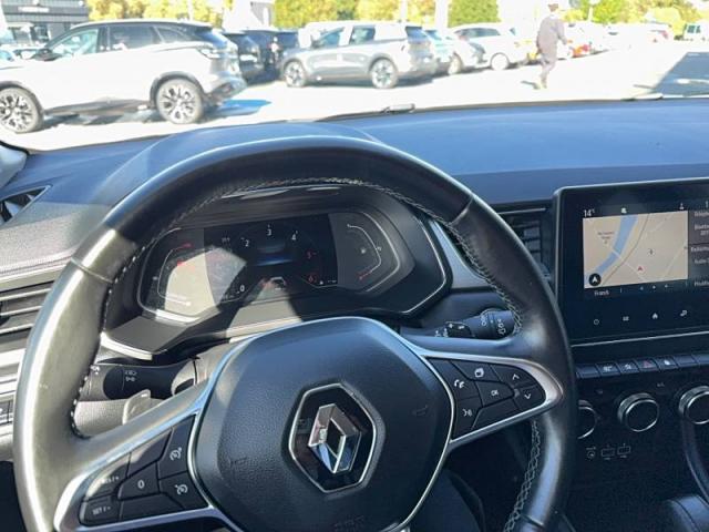 Renault Captur image 8