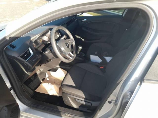 Renault Clio image 8