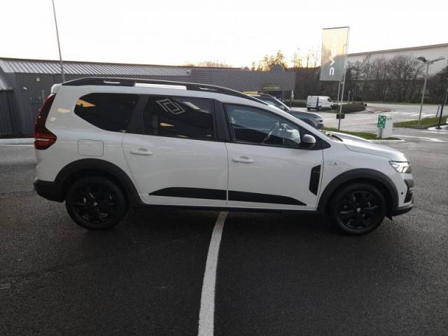 Dacia Jogger image 1