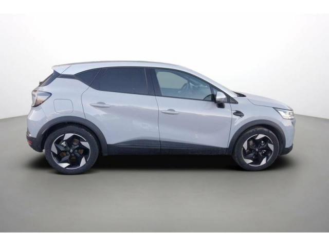 Renault Captur image 1
