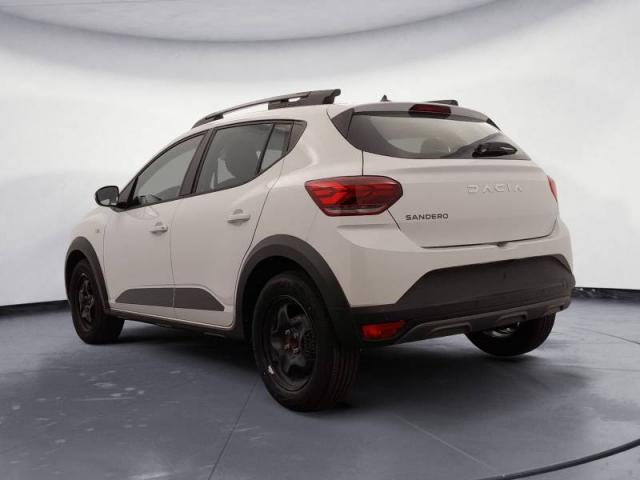 Dacia Sandero image 1