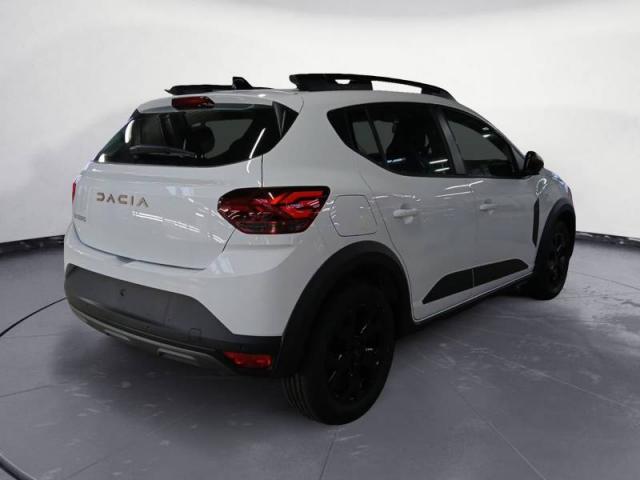 Dacia Sandero image 1