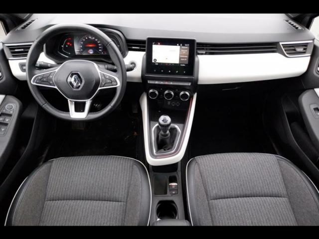 Renault Clio image 8