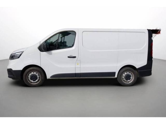 Renault Trafic image 2