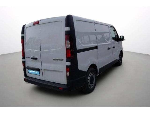 Renault Trafic image 8