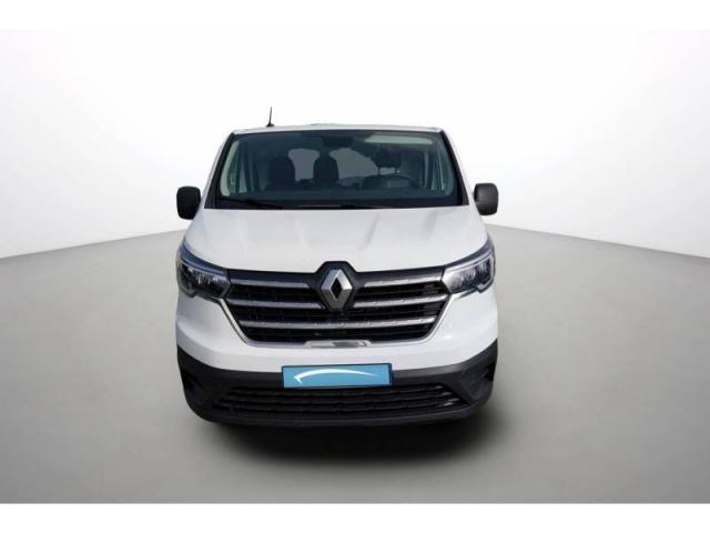 Renault Trafic image 2