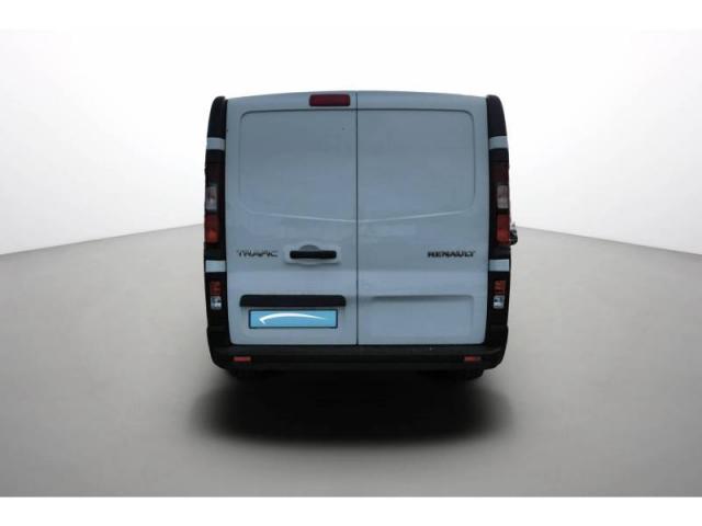 Renault Trafic image 2