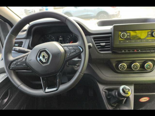 Renault Trafic image 6
