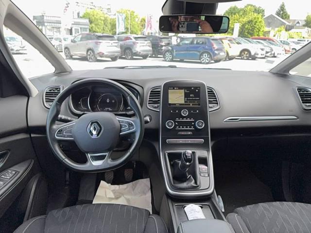 Renault Scénic image 1