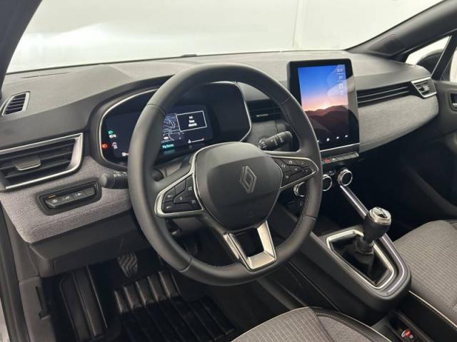 Renault Clio image 1