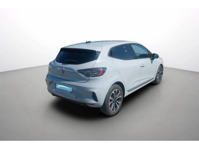 Renault Clio image 9