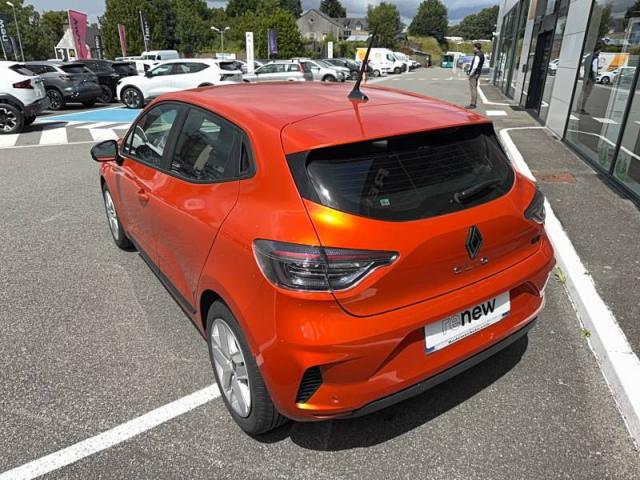 Renault Clio image 2