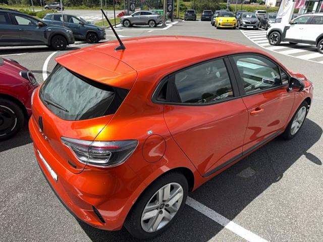 Renault Clio image 9