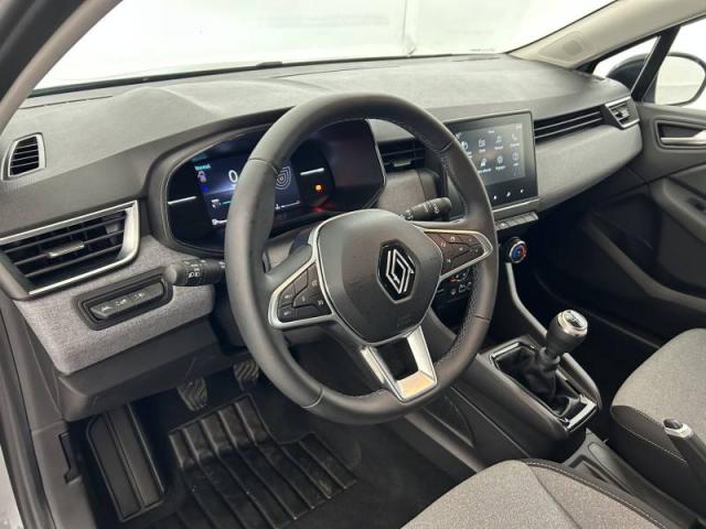 Renault Clio image 2