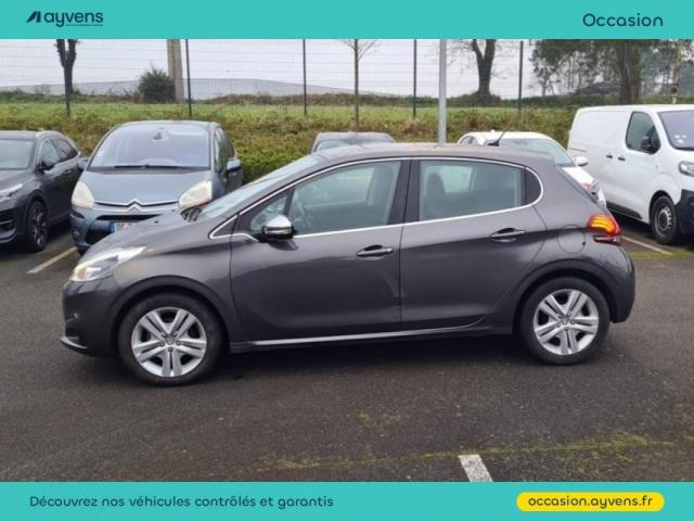 Peugeot 208 image 1