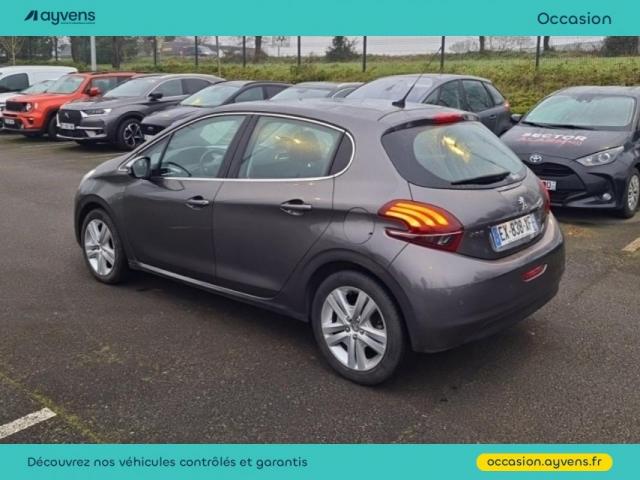 Peugeot 208 image 3