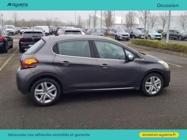 Peugeot 208 image 2
