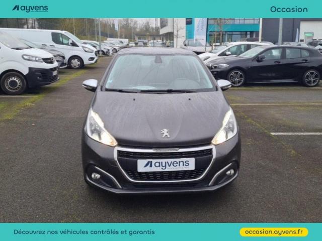 Peugeot 208 image 6
