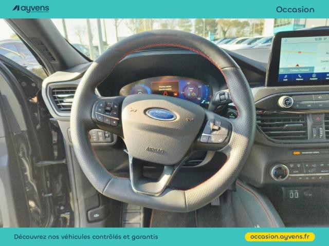 Ford Kuga image 4