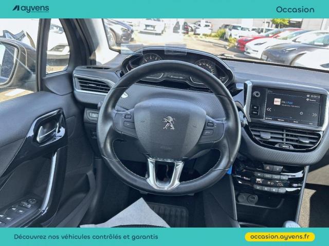 Peugeot 208 image 9