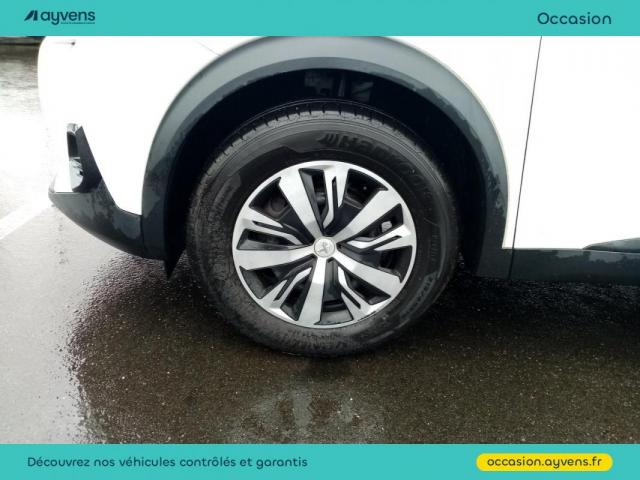 Peugeot 2008 image 9