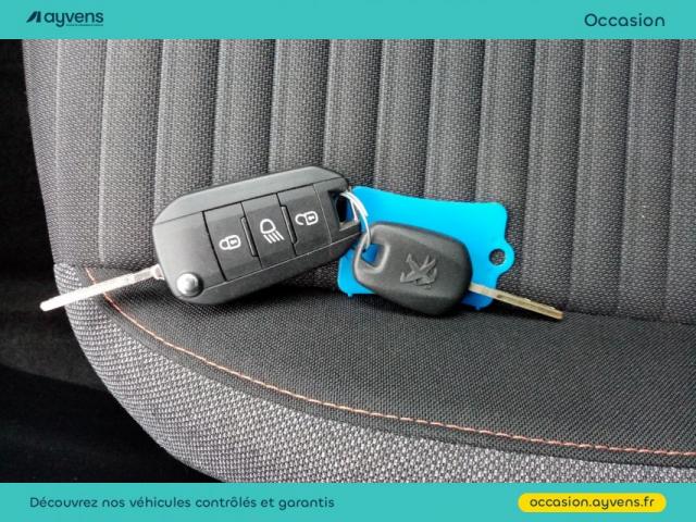 Peugeot 2008 image 1