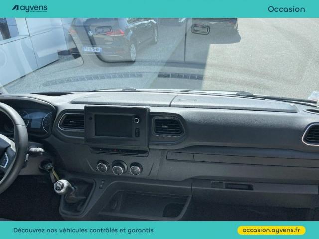 Renault Master image 2