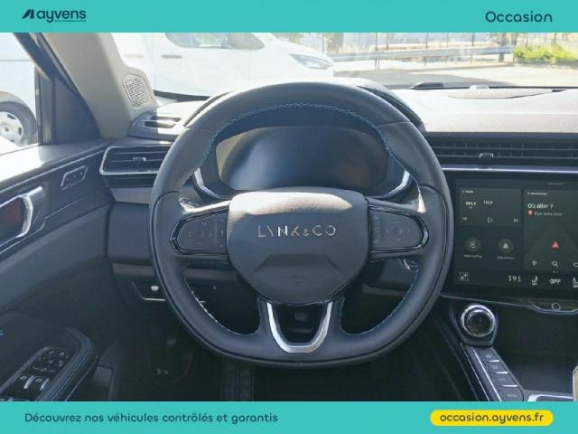 Lynk & Co 01 image 5