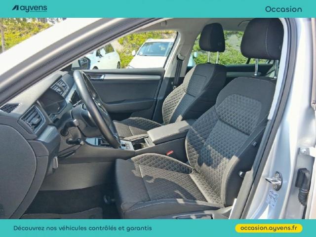 Skoda Superb Combi image 5