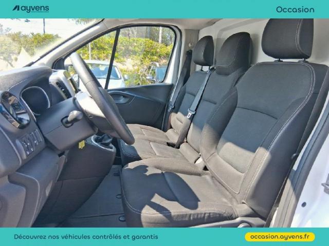 Renault Trafic image 2
