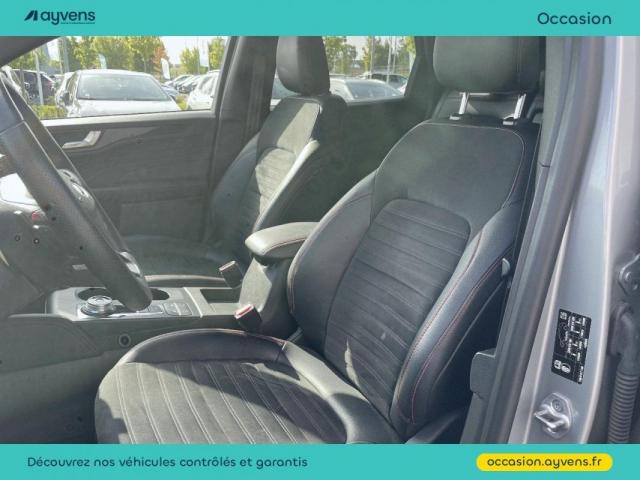 Ford Kuga image 9
