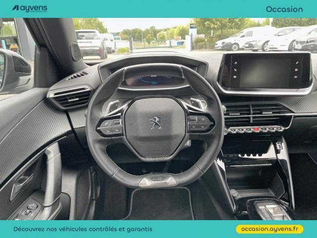 Peugeot 2008 image 2