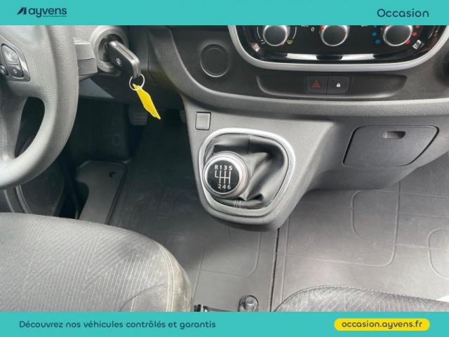 Renault Trafic image 1
