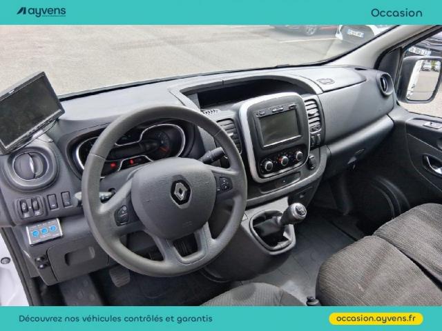 Renault Trafic image 9