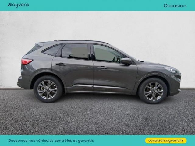 Ford Kuga image 3