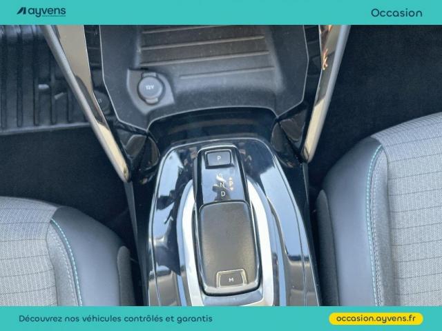 Peugeot 2008 image 2