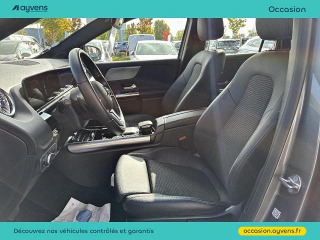 Mercedes Benz Eqa image 8