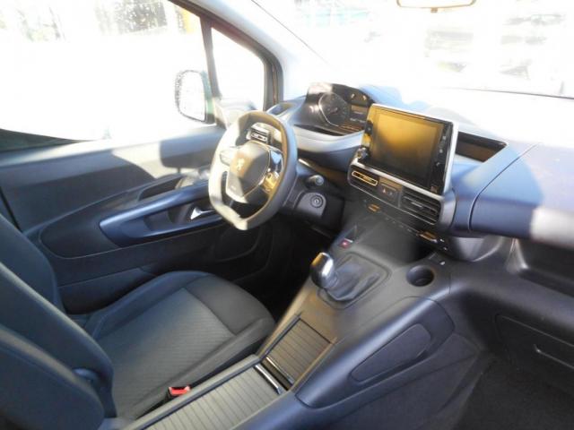 Peugeot Rifter image 2