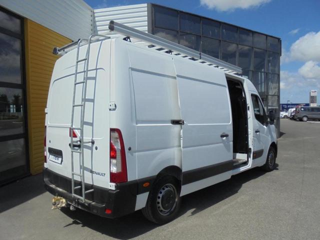 Renault Master image 1