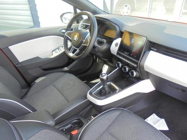 Renault Clio image 1