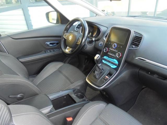 Renault Scénic image 2