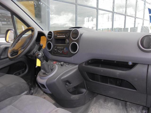 Peugeot Partner image 1