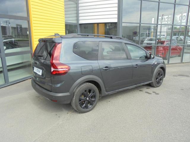 Dacia Jogger image 1