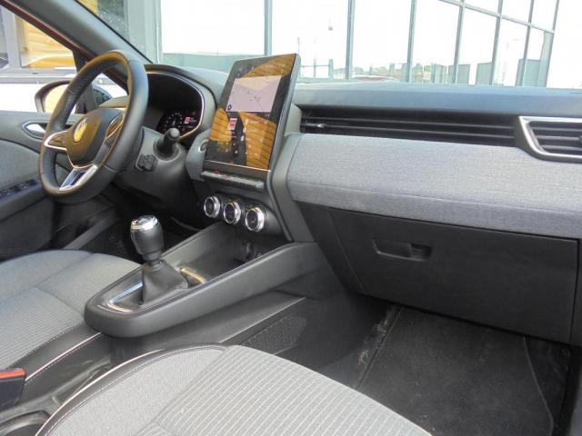 Renault Clio image 2