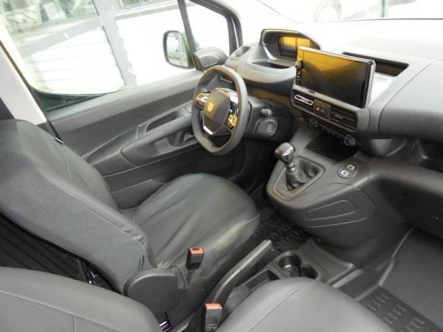Peugeot Partner image 1